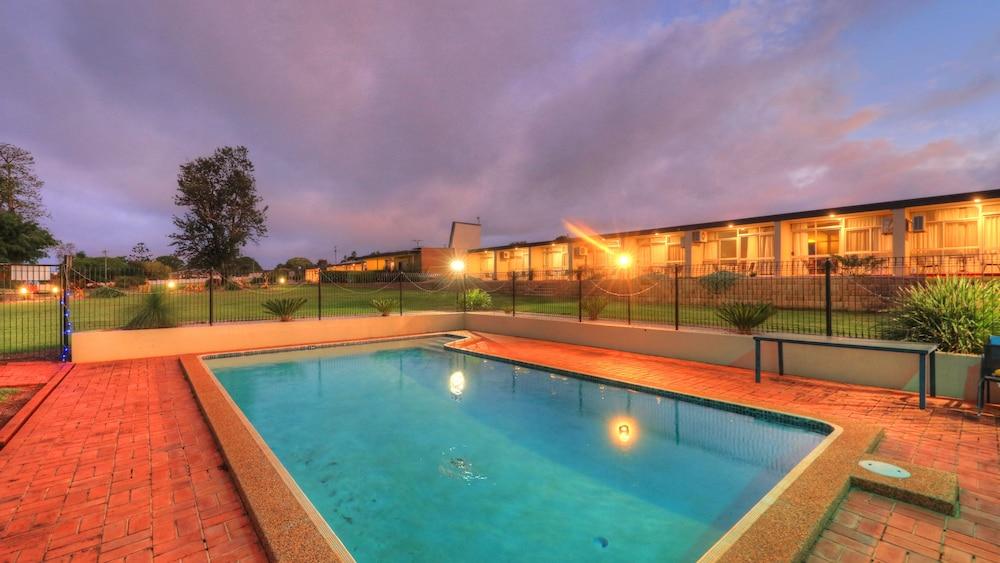 Atherton Motel Εξωτερικό φωτογραφία